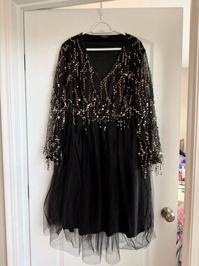 BloomChic Black Dress with Gold Sequin Embellishments